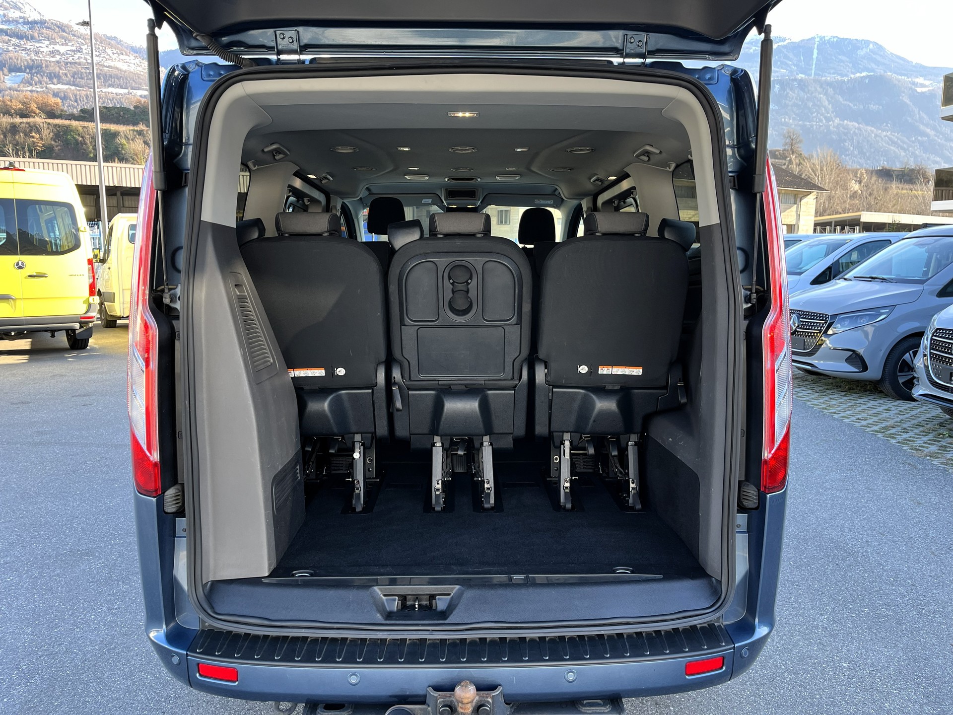FORD Tourneo Custom 320 L1H1 Titanium A - 14