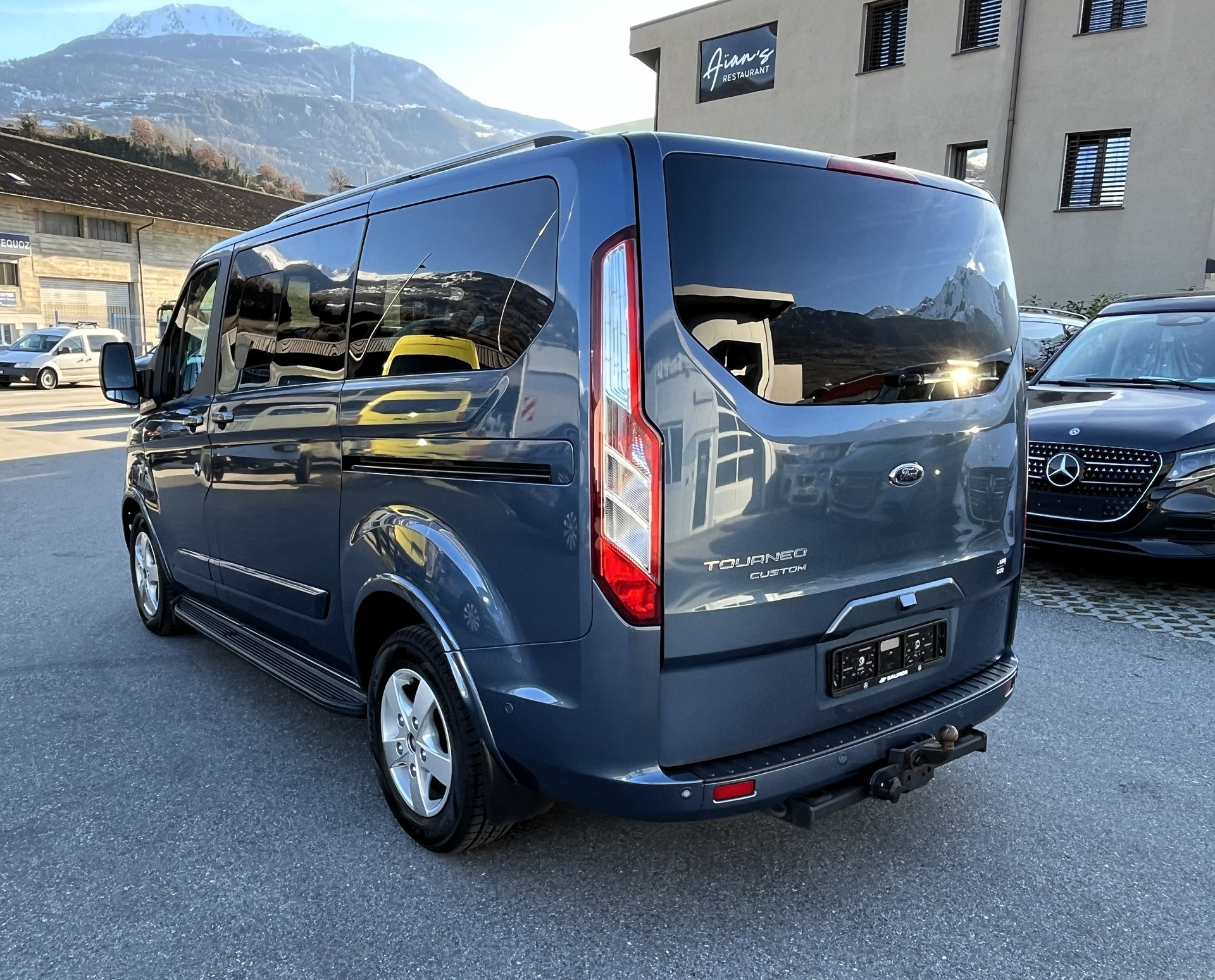 FORD Tourneo Custom 320 L1H1 Titanium A - 4