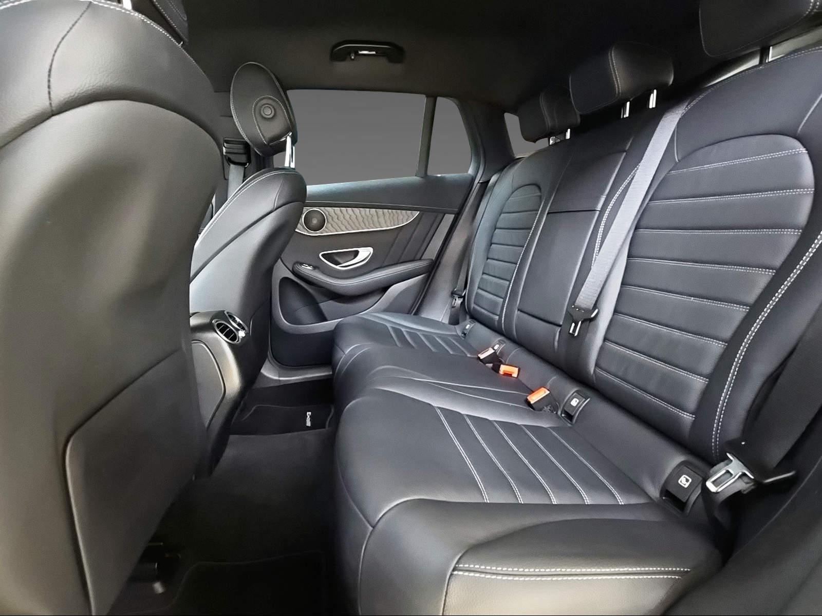 MERCEDES-BENZ EQC 400 4Matic - 9