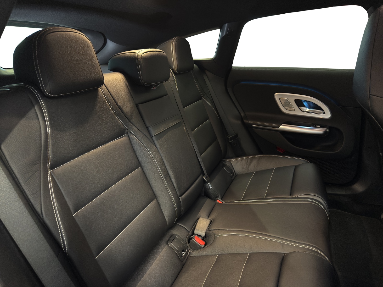 MERCEDES-BENZ CLA SB 350 4M 85 kWh EQ - 19