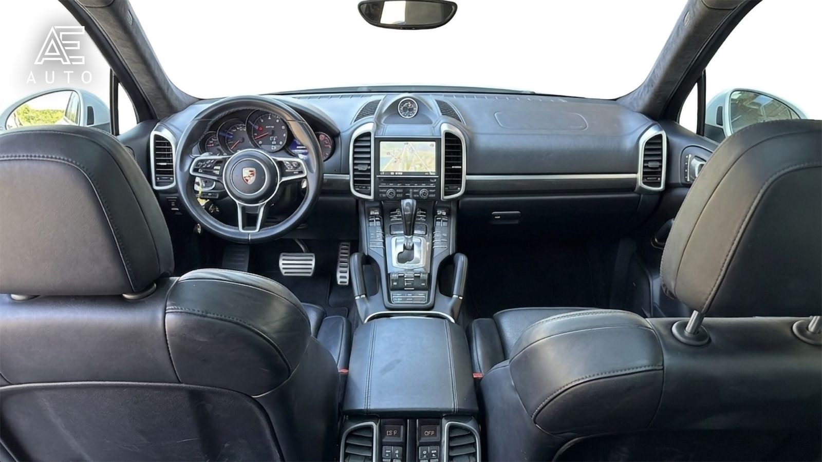PORSCHE Cayenne GTS - 9