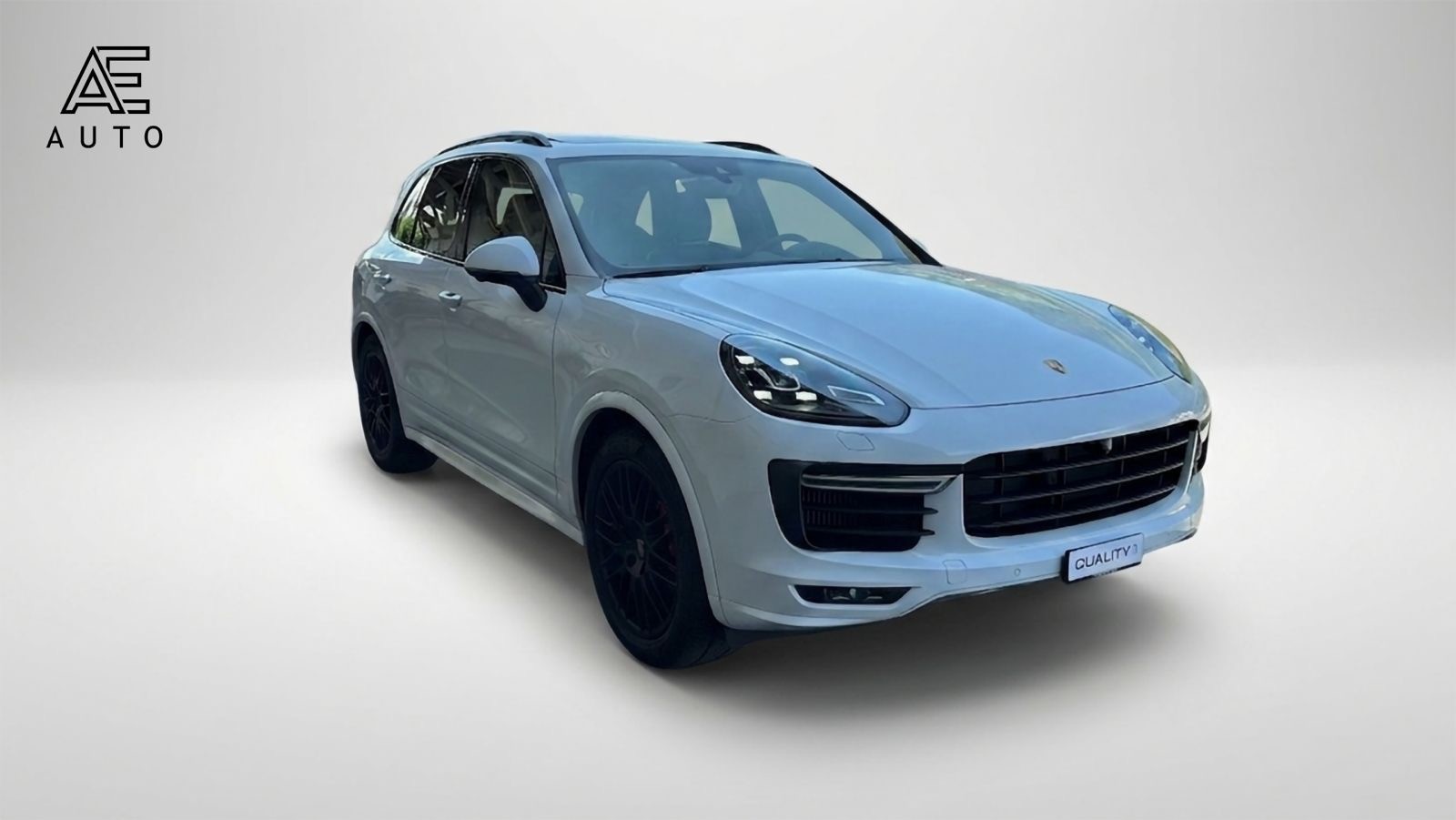 PORSCHE Cayenne GTS
