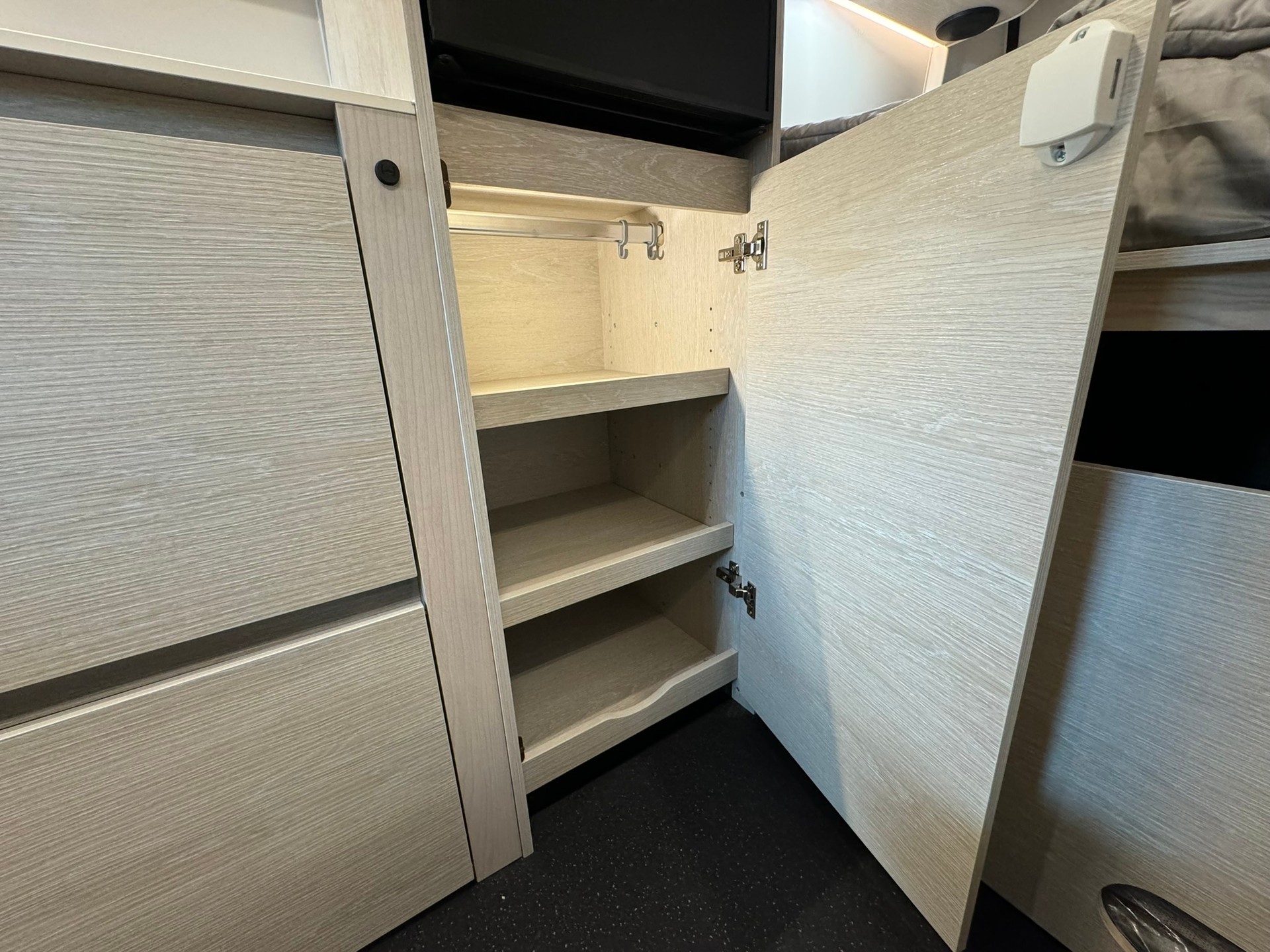 TOURNE MOBIL 6.4 Heavy Chassis 165 PS - 10