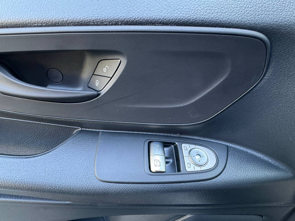 MERCEDES-BENZ Vito 114 CDI 4x4 Kasten Pro lang WORKER - 13