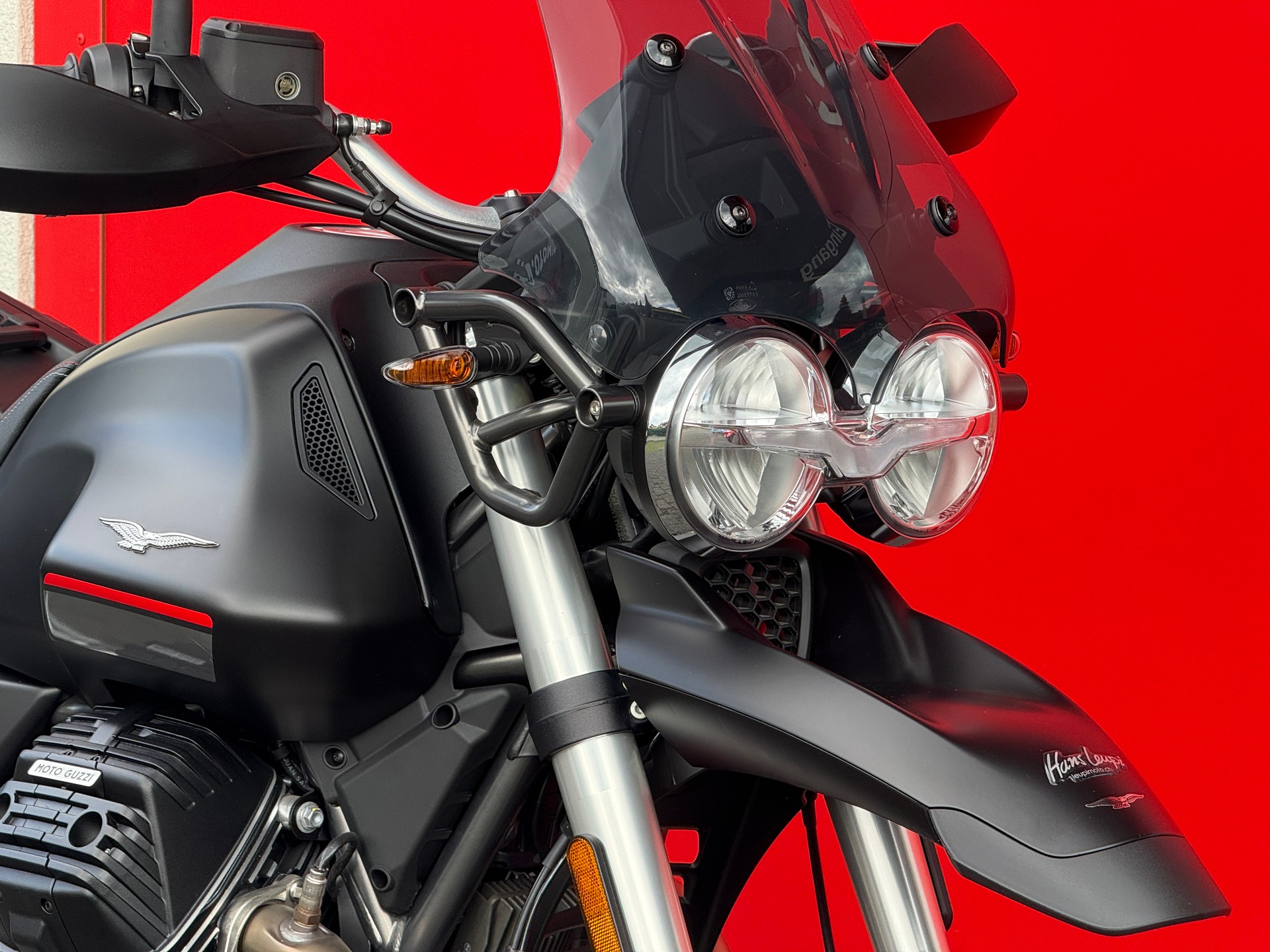 MOTO GUZZI V85 TT Touring - 6