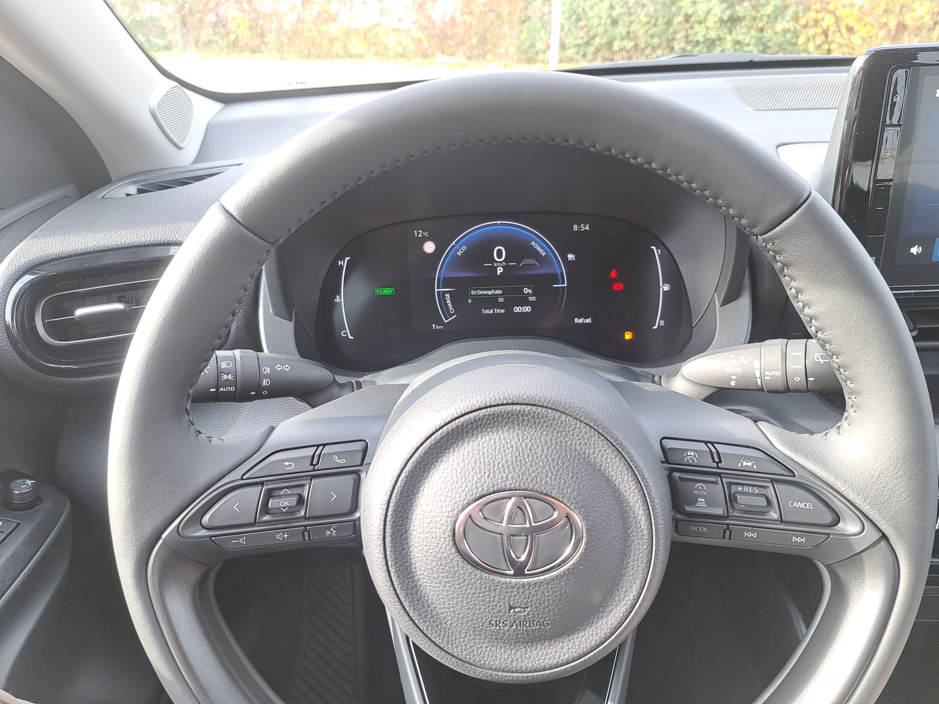 TOYOTA Yaris 1.5 Trend e-CVT - 12