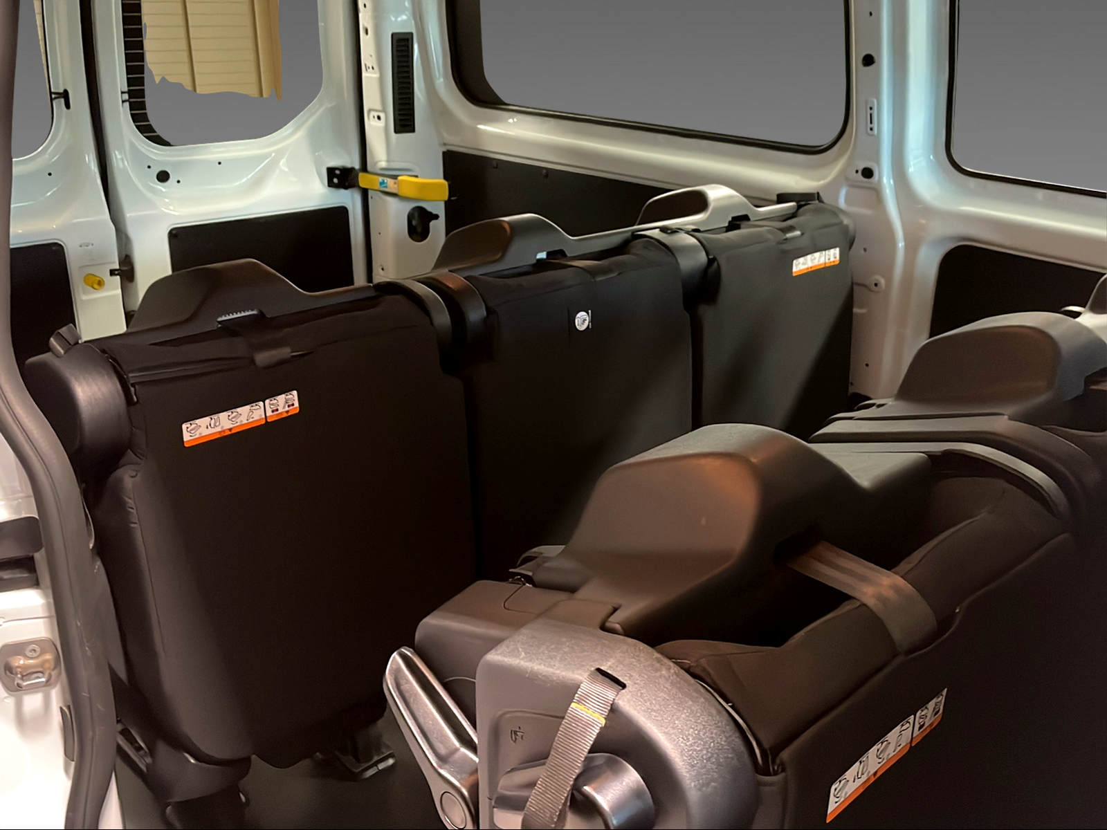 FORD Transit C Kombi 320 L2 2.0 TDCi 150 Trend - 20