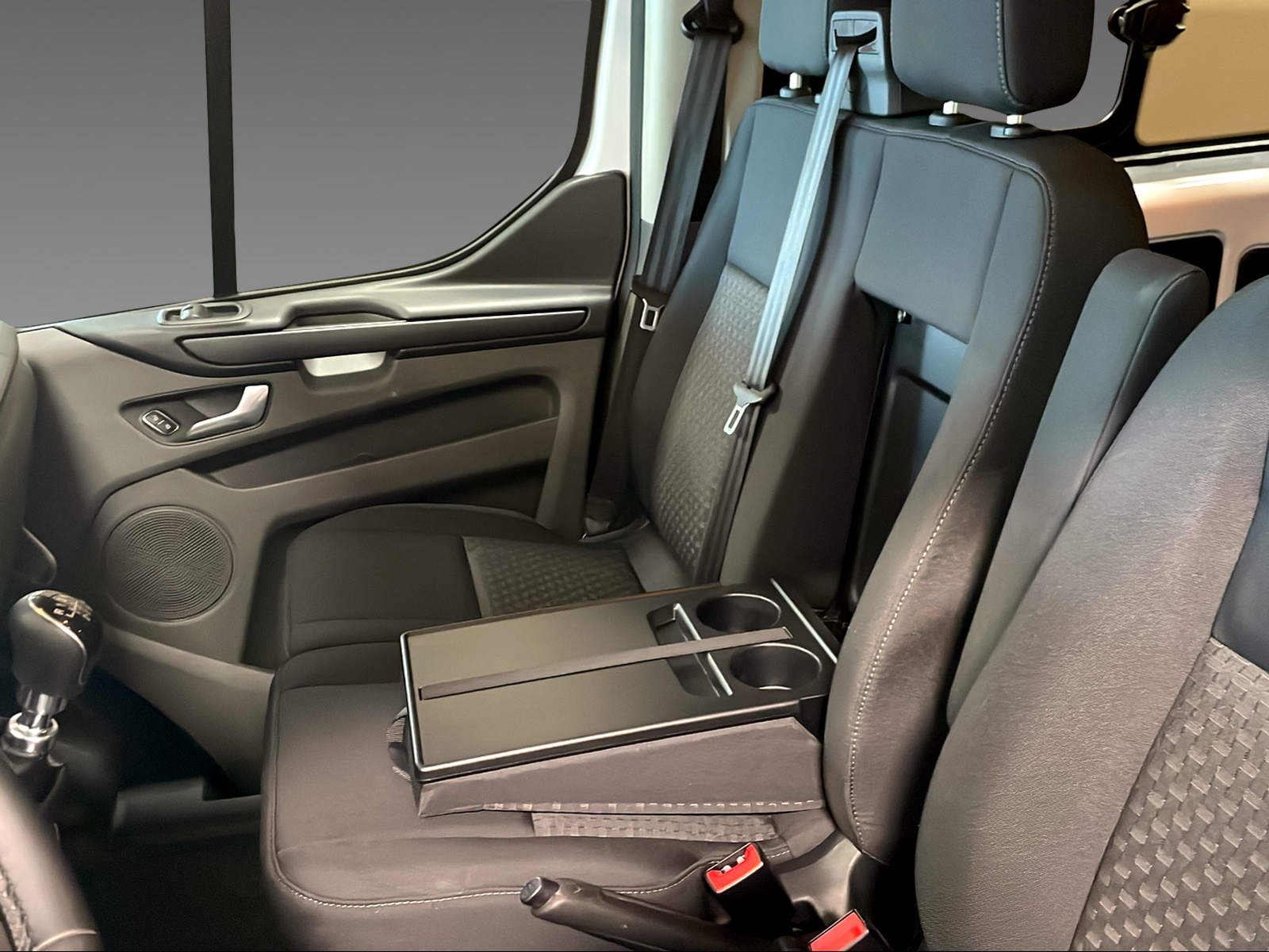 FORD Transit C Kombi 320 L2 2.0 TDCi 150 Trend - 18