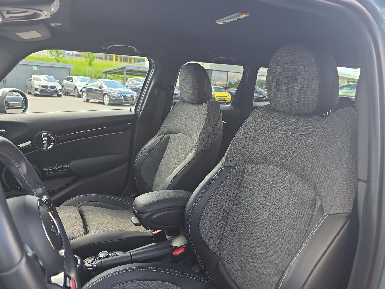 MINI Cooper F55 1.5i (CH) - 21