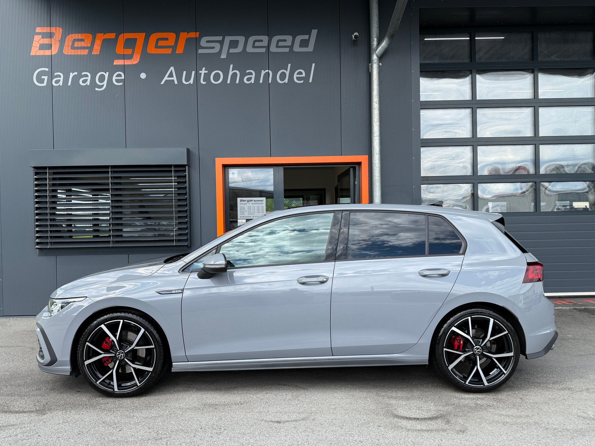 VW Golf 2.0 TDI GTD DSG - 2