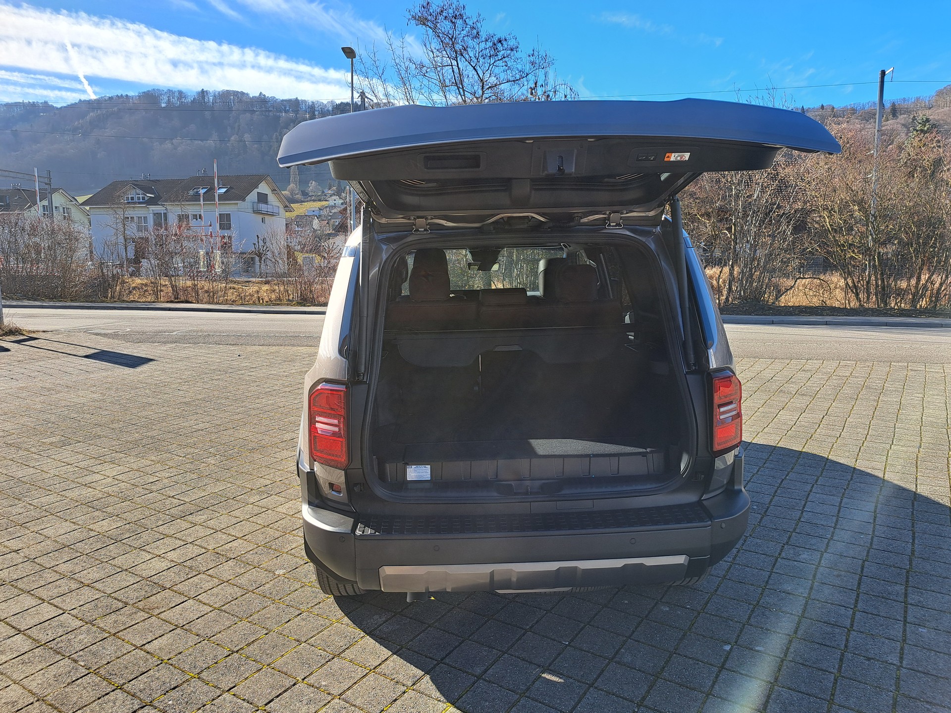 TOYOTA Land Cruiser 2.8TD 48V Invincible - 7