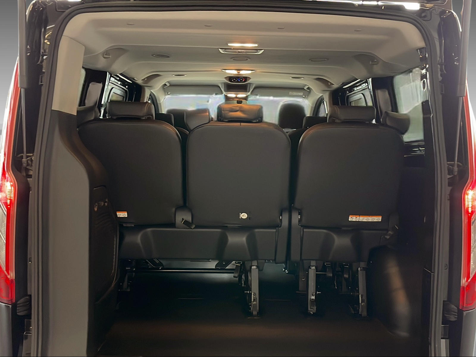 FORD Transit C Kombi 320 L1 2.0 TDCi 130 Trend - 10