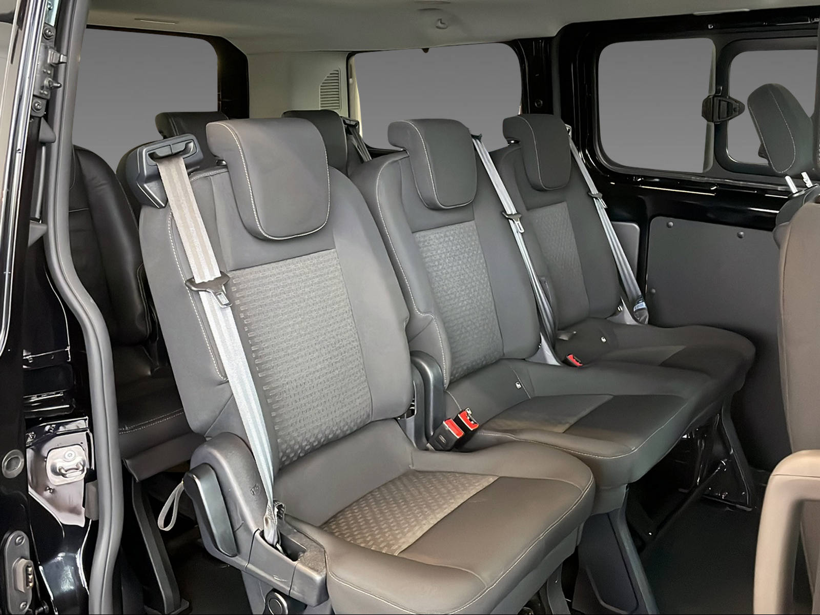 FORD Transit C Kombi 320 L1 2.0 TDCi 130 Trend - 8