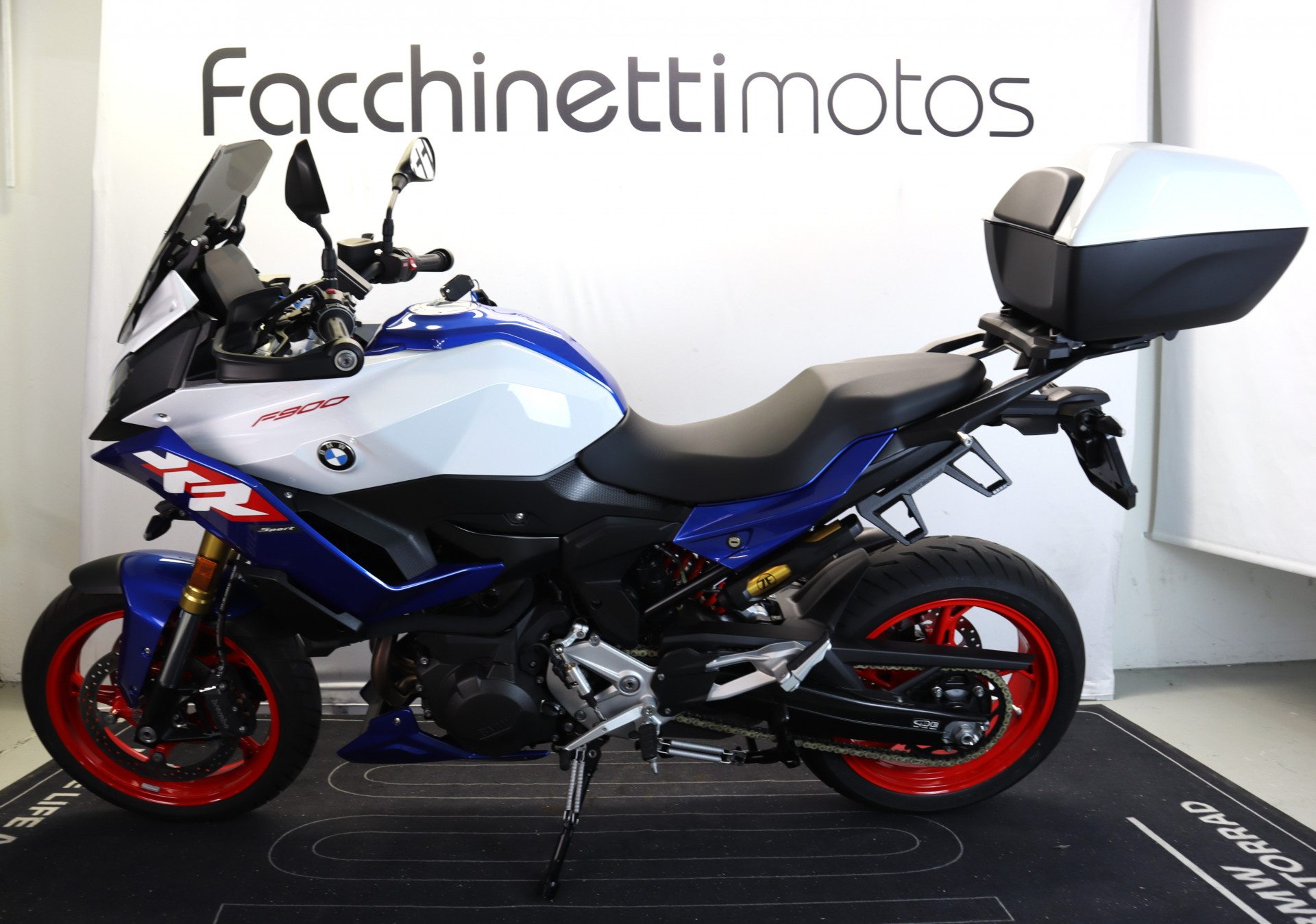 BMW F 900 XR A2 Sport - 2