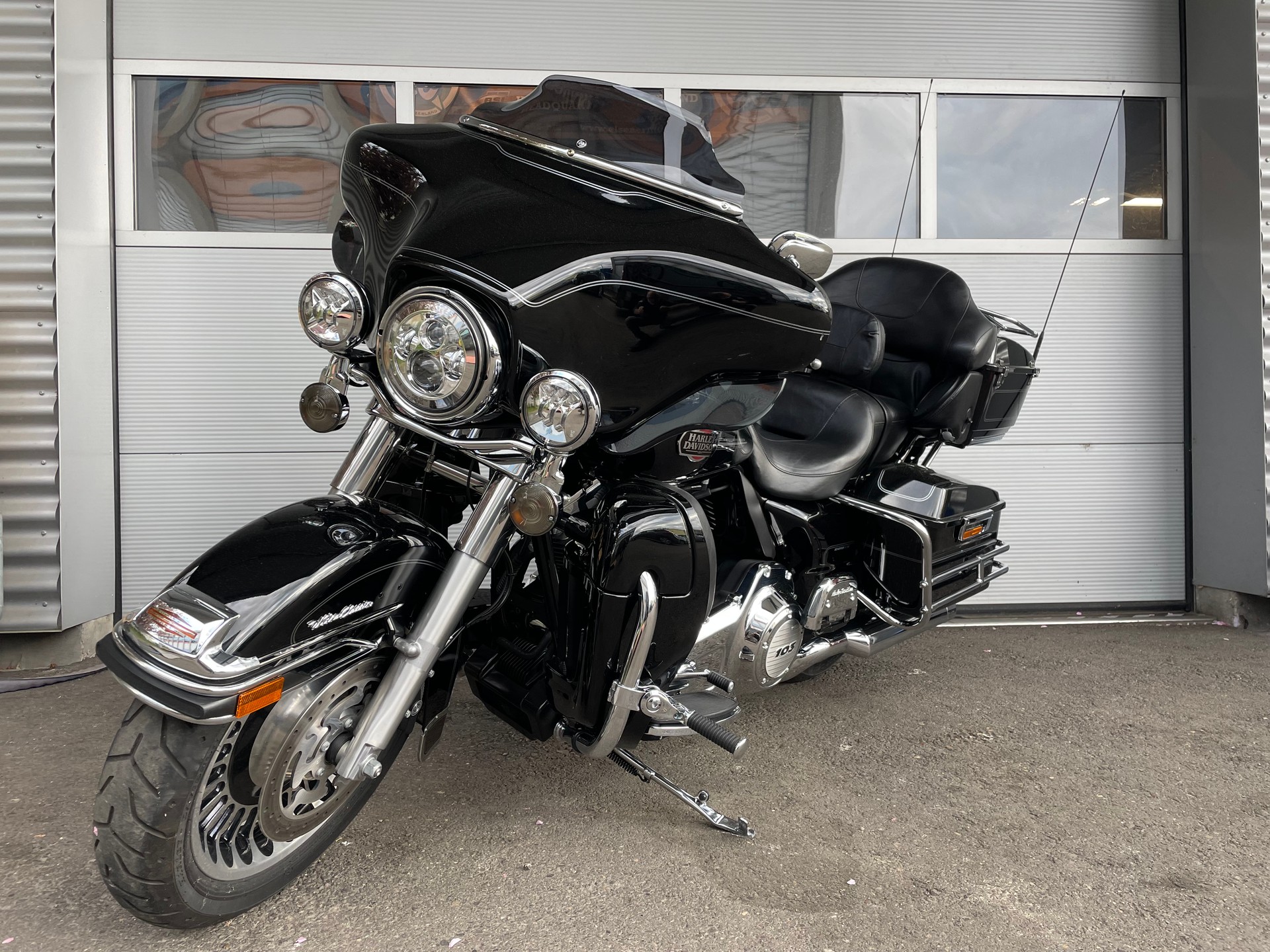 HARLEY-DAVIDSON FLHTCU Electra Glide Ultra Classic ABS - 4