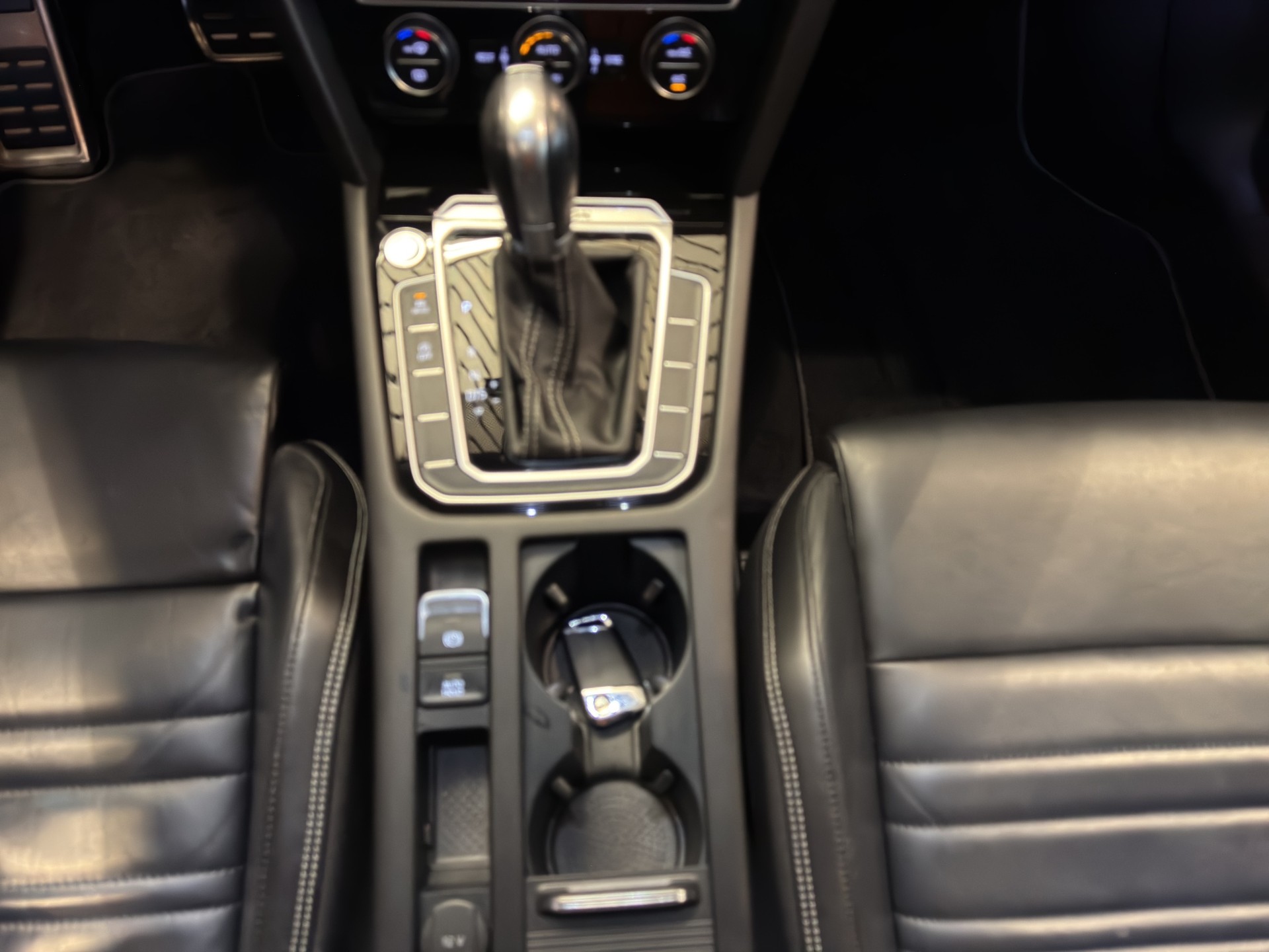 VW Passat Variant 2.0 TSI BMT Highline 4Motion DSG - 13