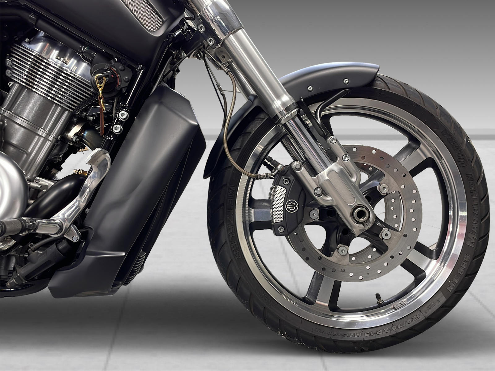 HARLEY-DAVIDSON VRSCF V-Rod Muscle ABS - 7