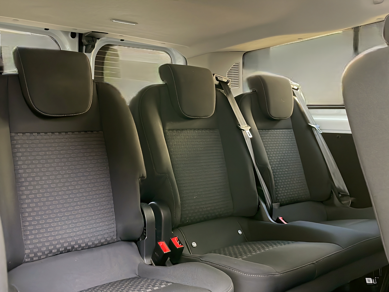 FORD Transit C Kombi 320 L2 2.0 TDCi 130 Trend - 12