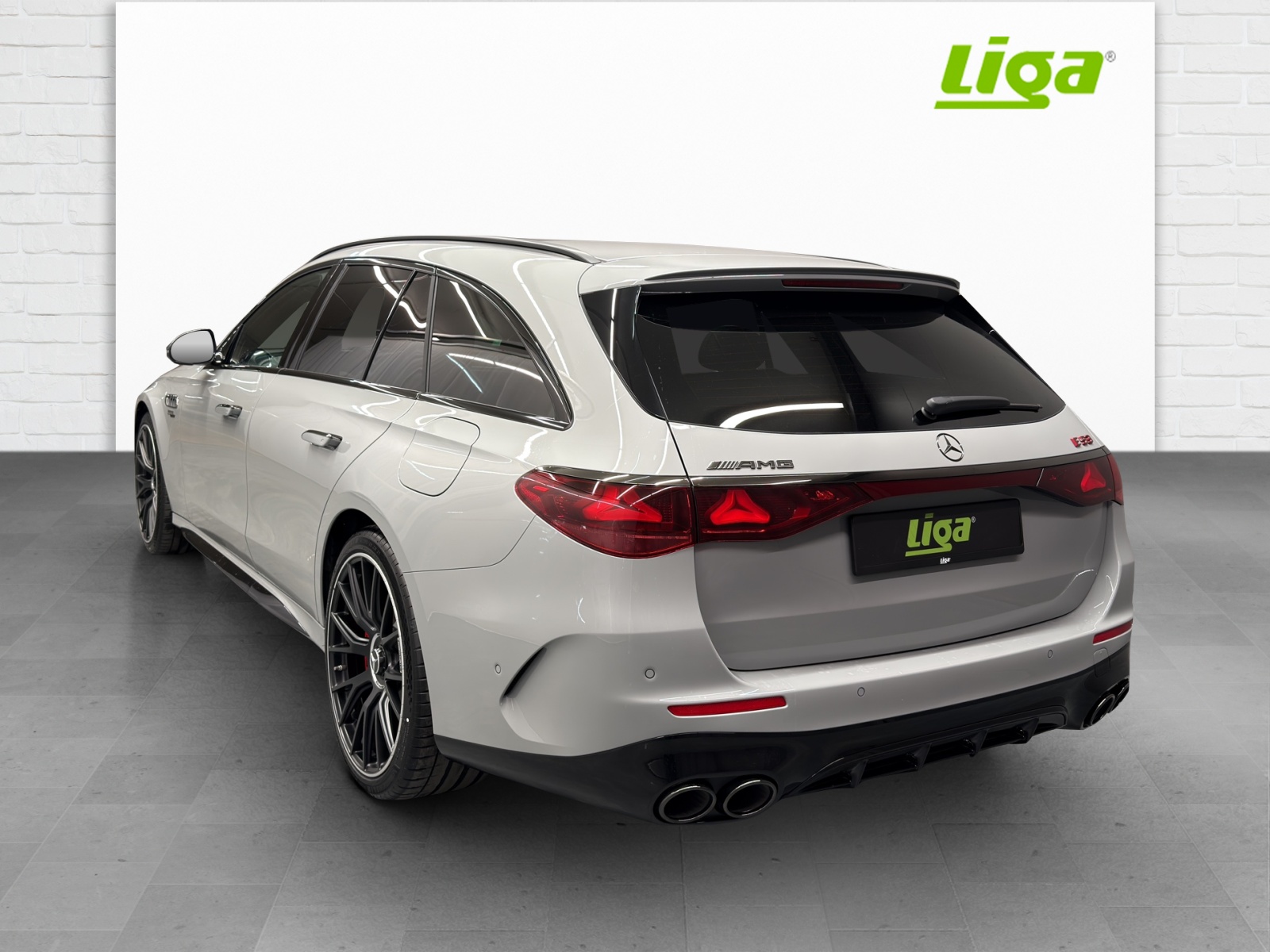 MERCEDES-BENZ AMG E 53 Hybrid 4Matic+ T-Model - 4