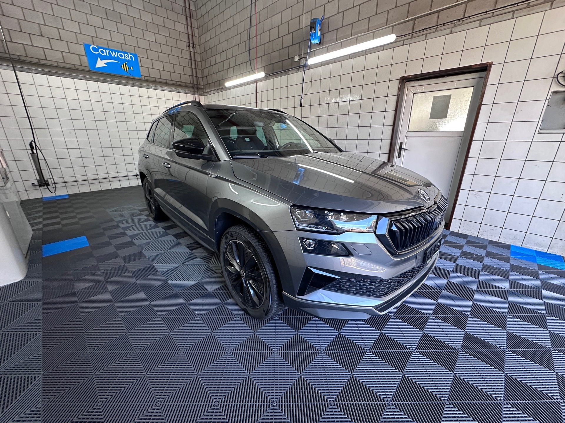 SKODA Karoq 2.0 TSI SportLine 4x4 DSG - 3