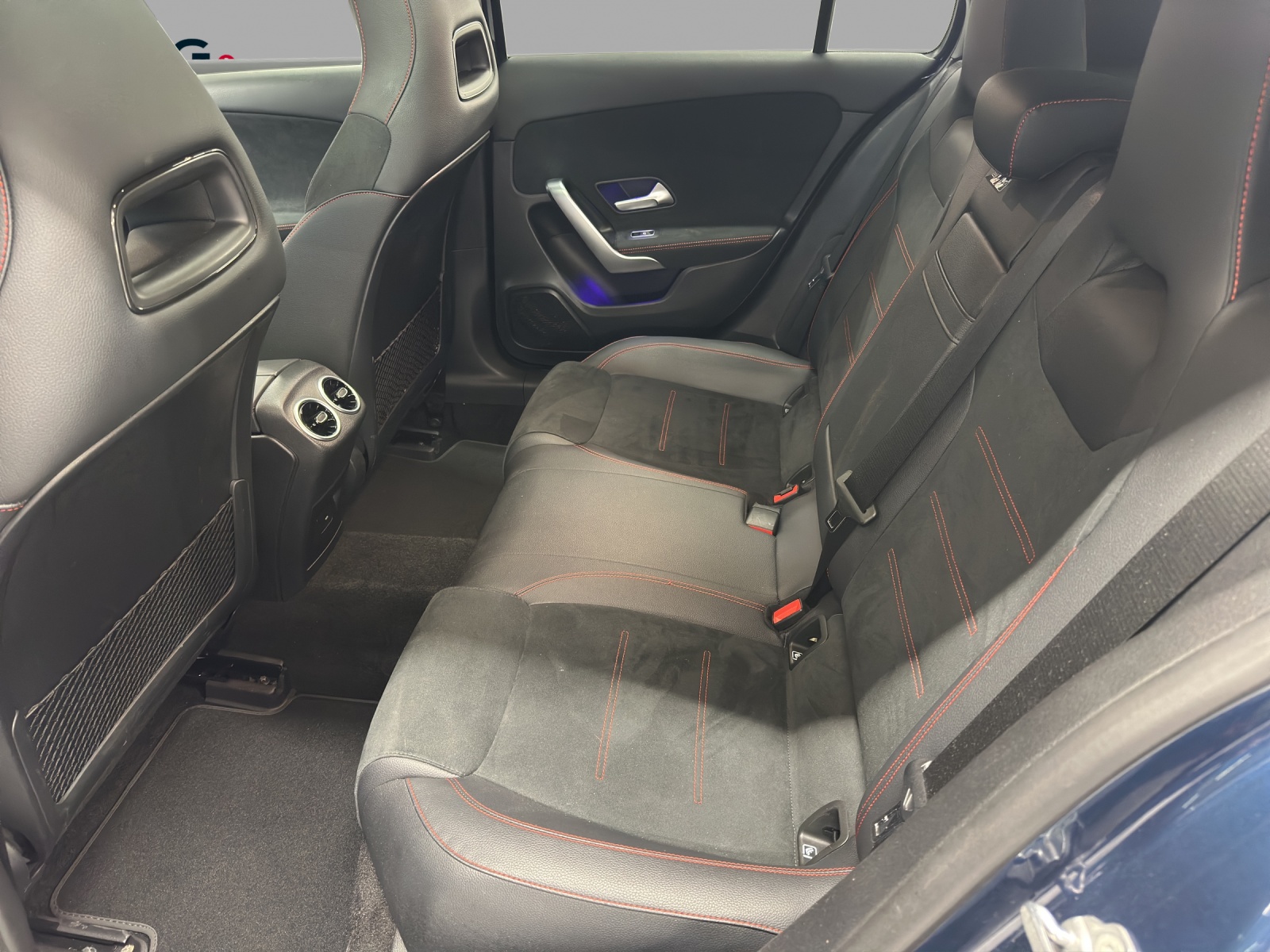 MERCEDES-BENZ A 180 Night Star AMG Line 7G-DCT - 14