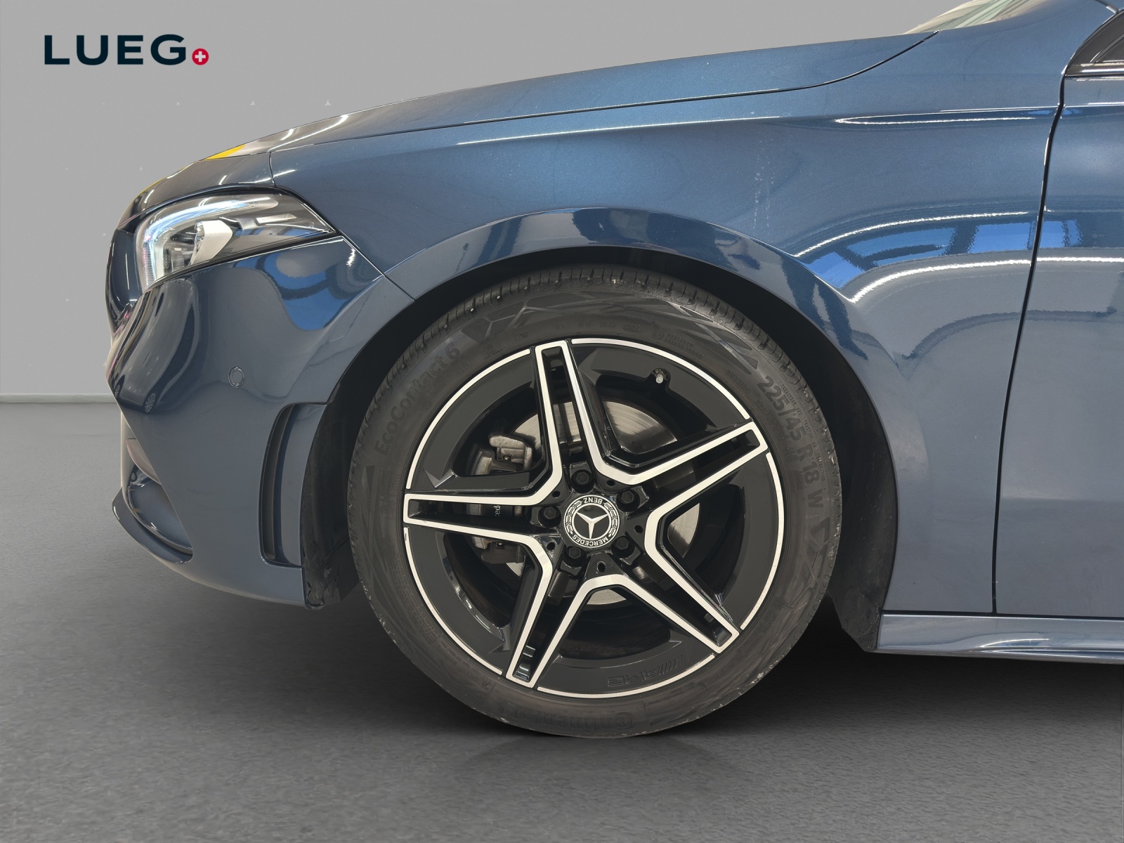 MERCEDES-BENZ A 180 Night Star AMG Line 7G-DCT - 7