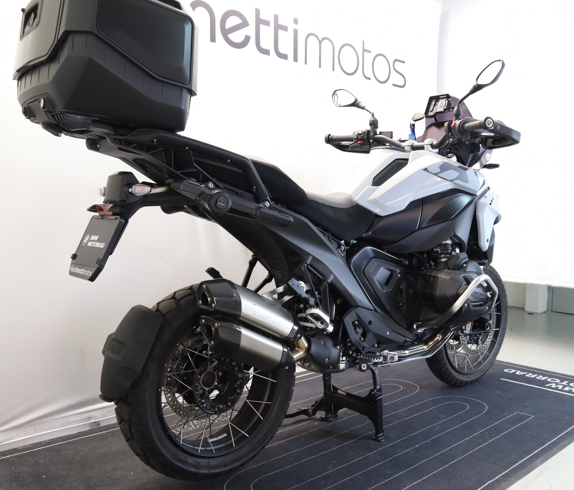 BMW R 1300 GS Triple Black *Services inclus 3ans/30 000 km* - 4