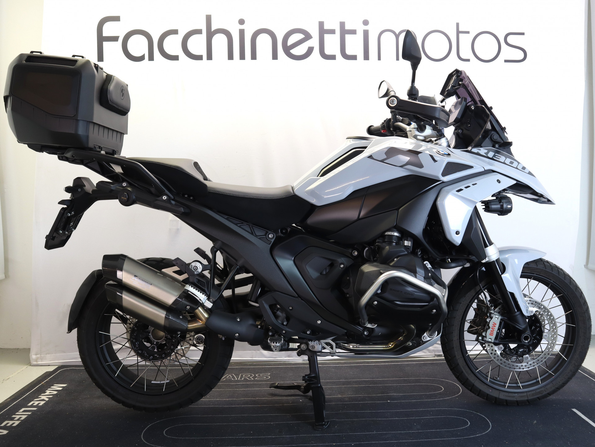 BMW R 1300 GS Triple Black *Services inclus 3ans/30 000 km* - 2