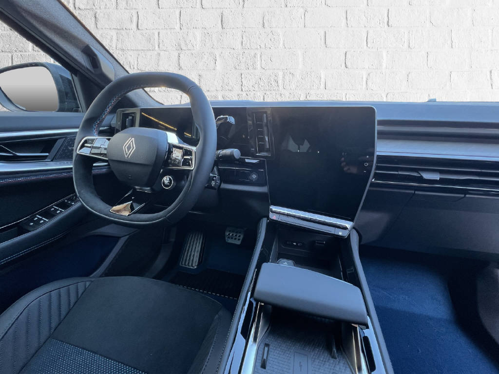 RENAULT Rafale 1.2 E-Tech Plug-in Atelier Alpine - 10