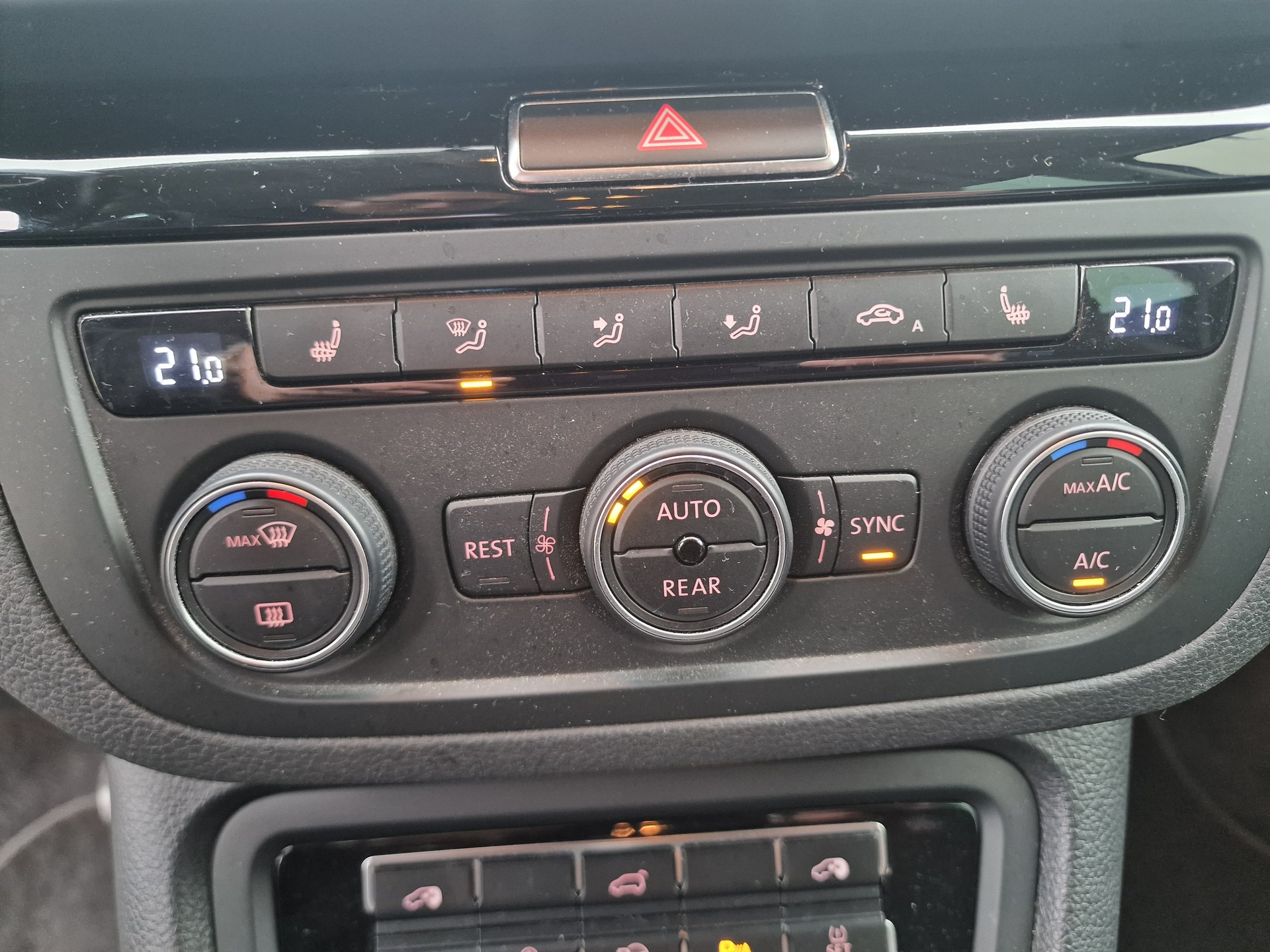 SEAT Alhambra 2.0 TDI FR Line 4Drive 8x Alu 24Mt Garantie - 22