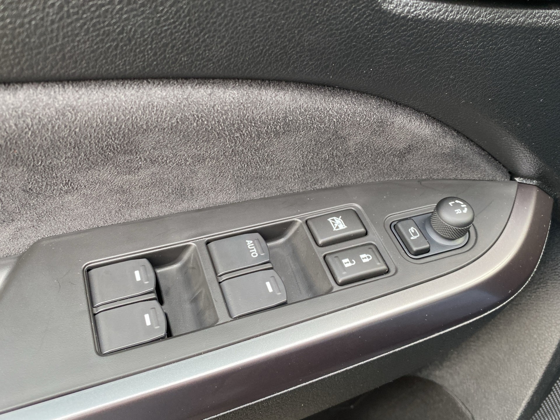 SUZUKI Vitara 1.4 Boosterjet Compact Top 4x4 Hybrid Automatic - 17