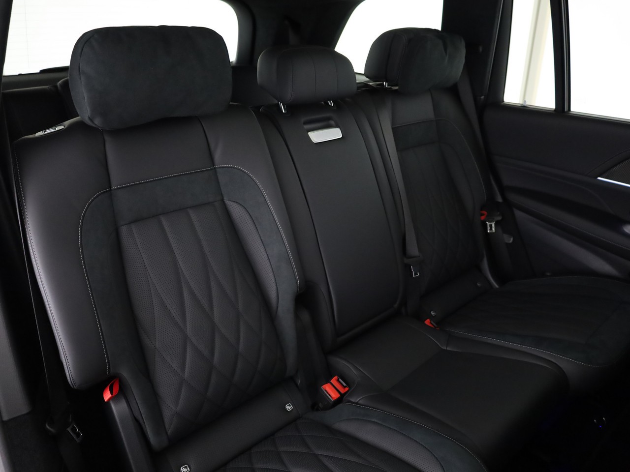MERCEDES-BENZ GLS 63 AMG 4Matic + 9G-Tronic - 13