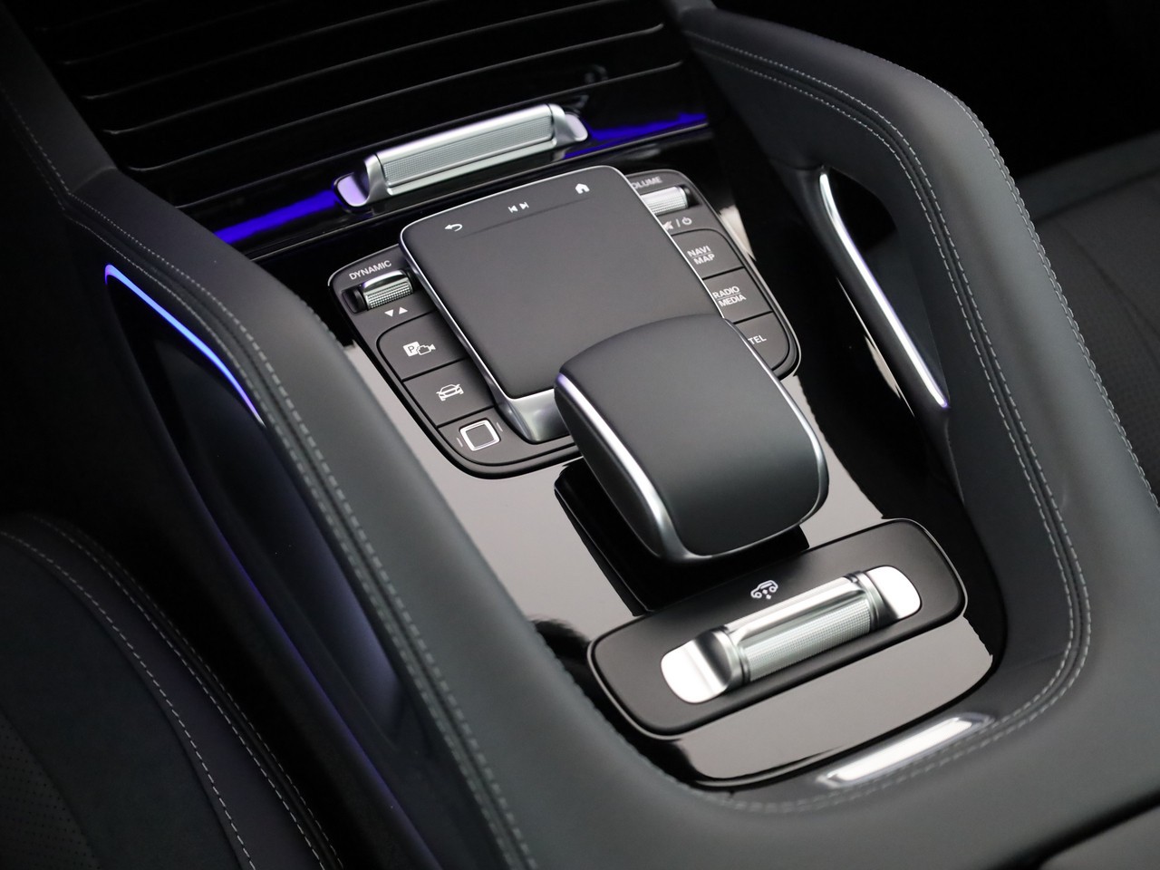 MERCEDES-BENZ GLS 63 AMG 4Matic + 9G-Tronic - 14