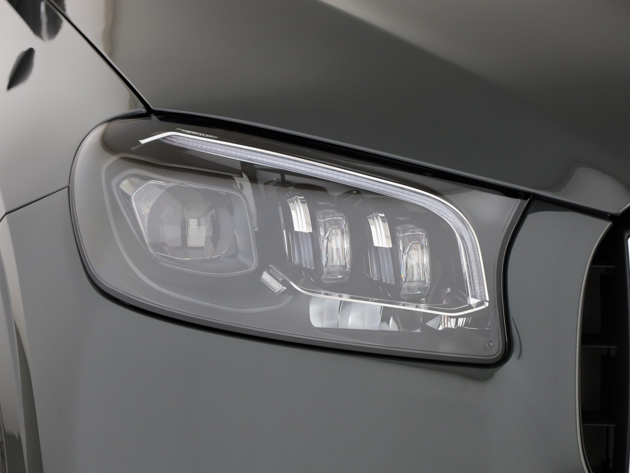 MERCEDES-BENZ GLS 63 AMG 4Matic + 9G-Tronic - 21