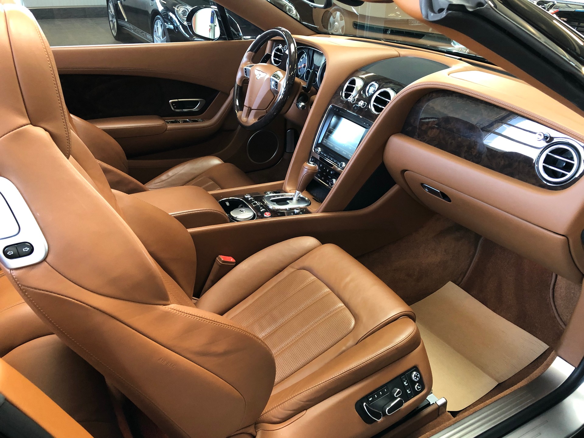 BENTLEY Continental GTC 4.0 V8 - 13