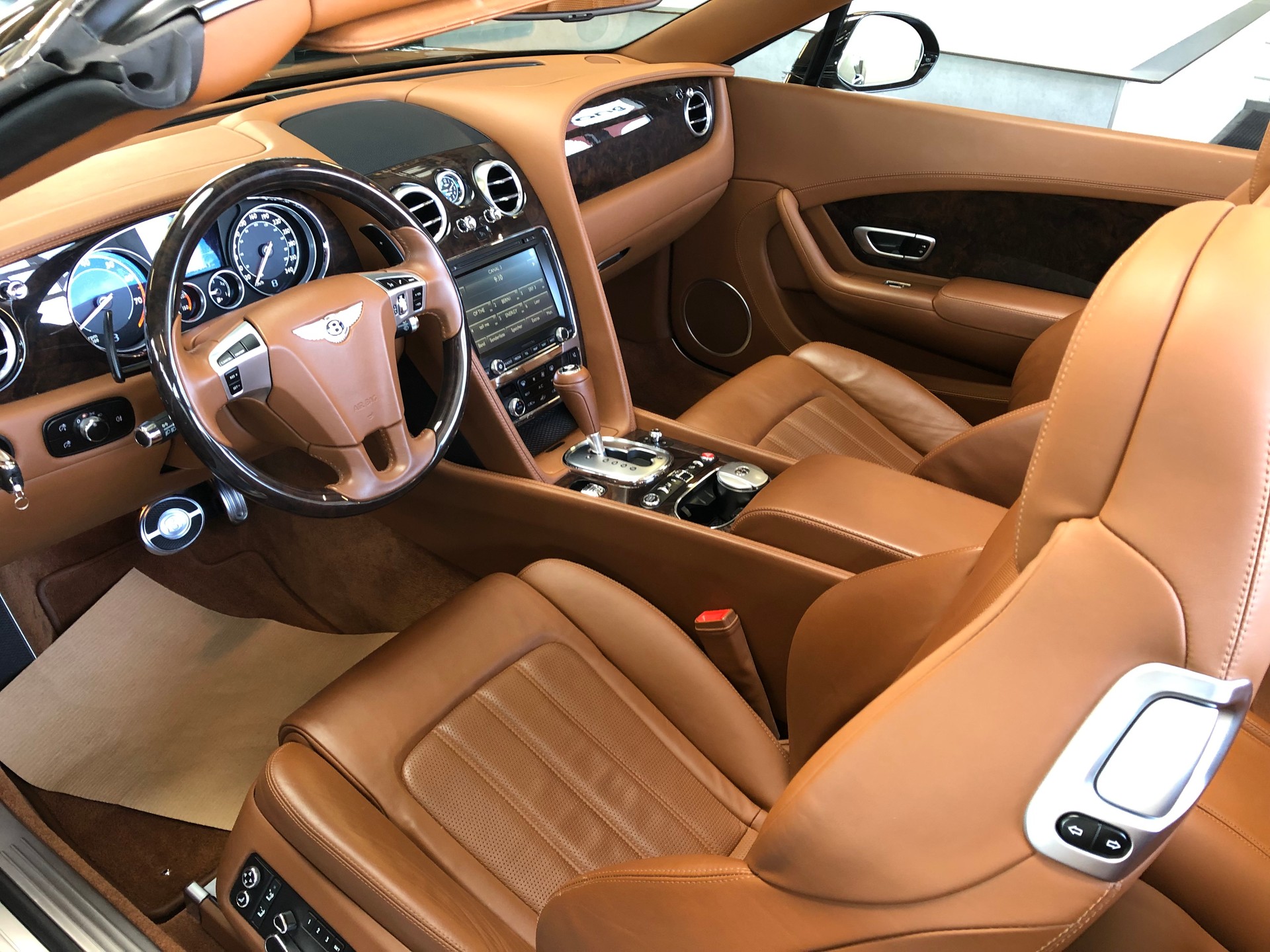 BENTLEY Continental GTC 4.0 V8 - 18