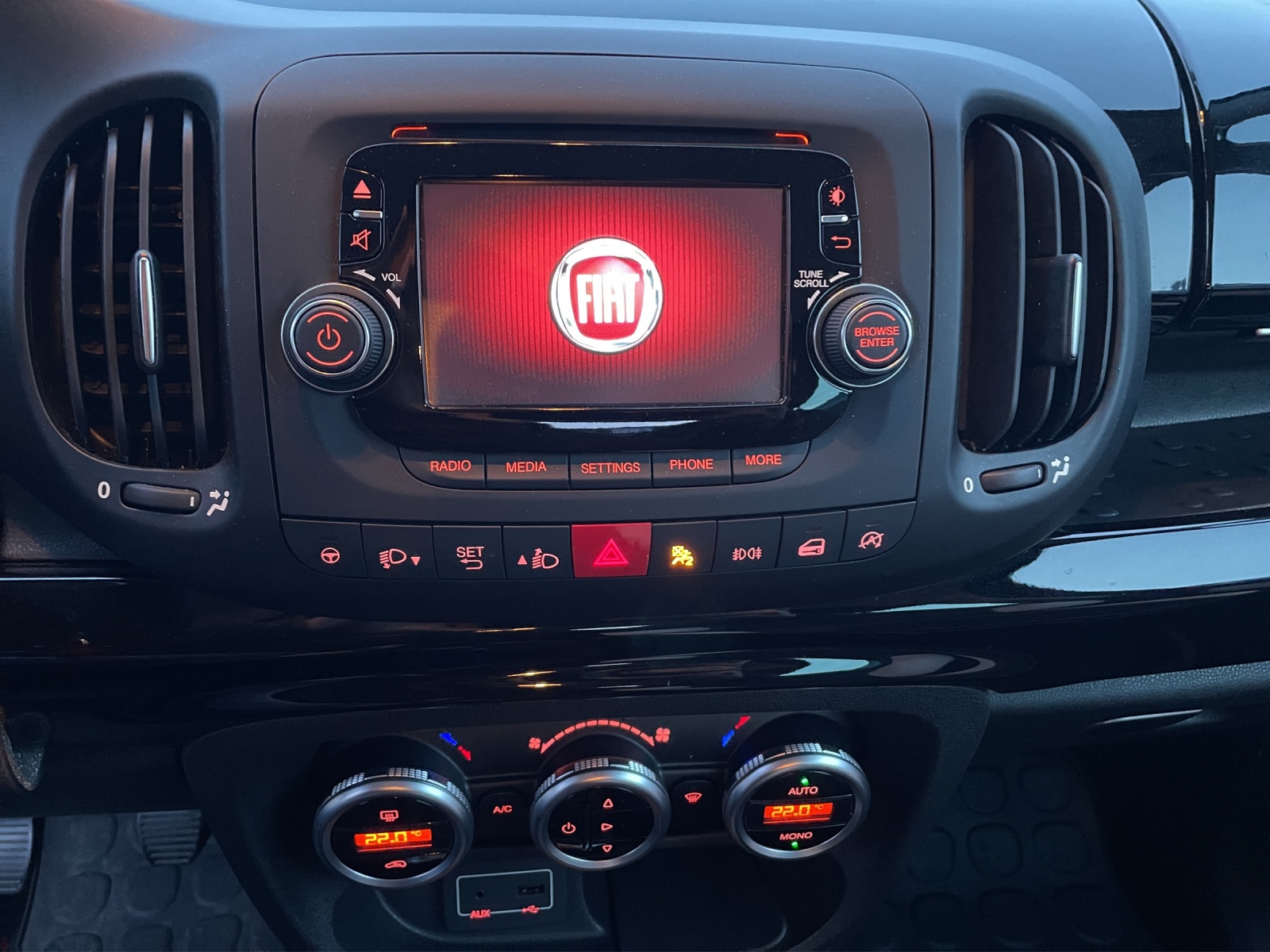 FIAT 500L 1.6 JTD Trekking - 12