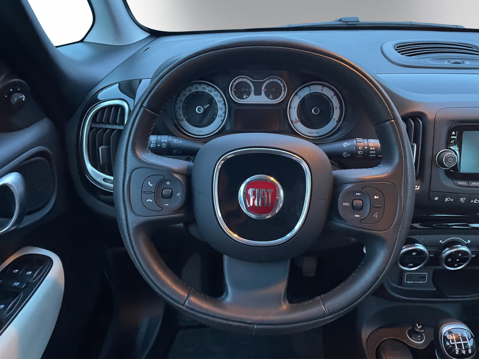 FIAT 500L 1.6 JTD Trekking - 10