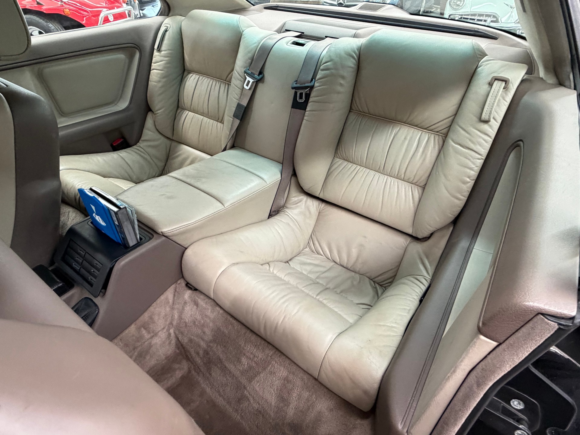 BMW 850CI - 9