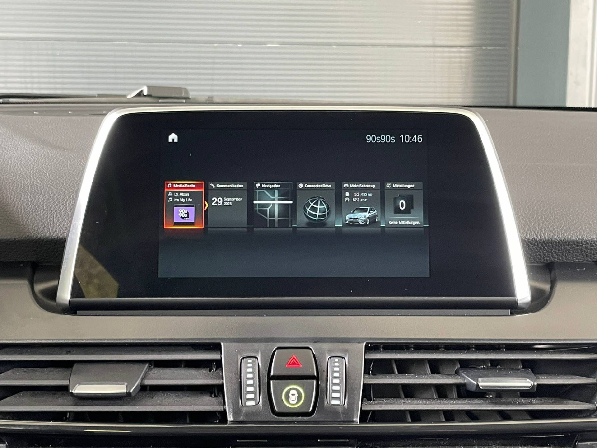 BMW 218d xDrive Active Tourer-13