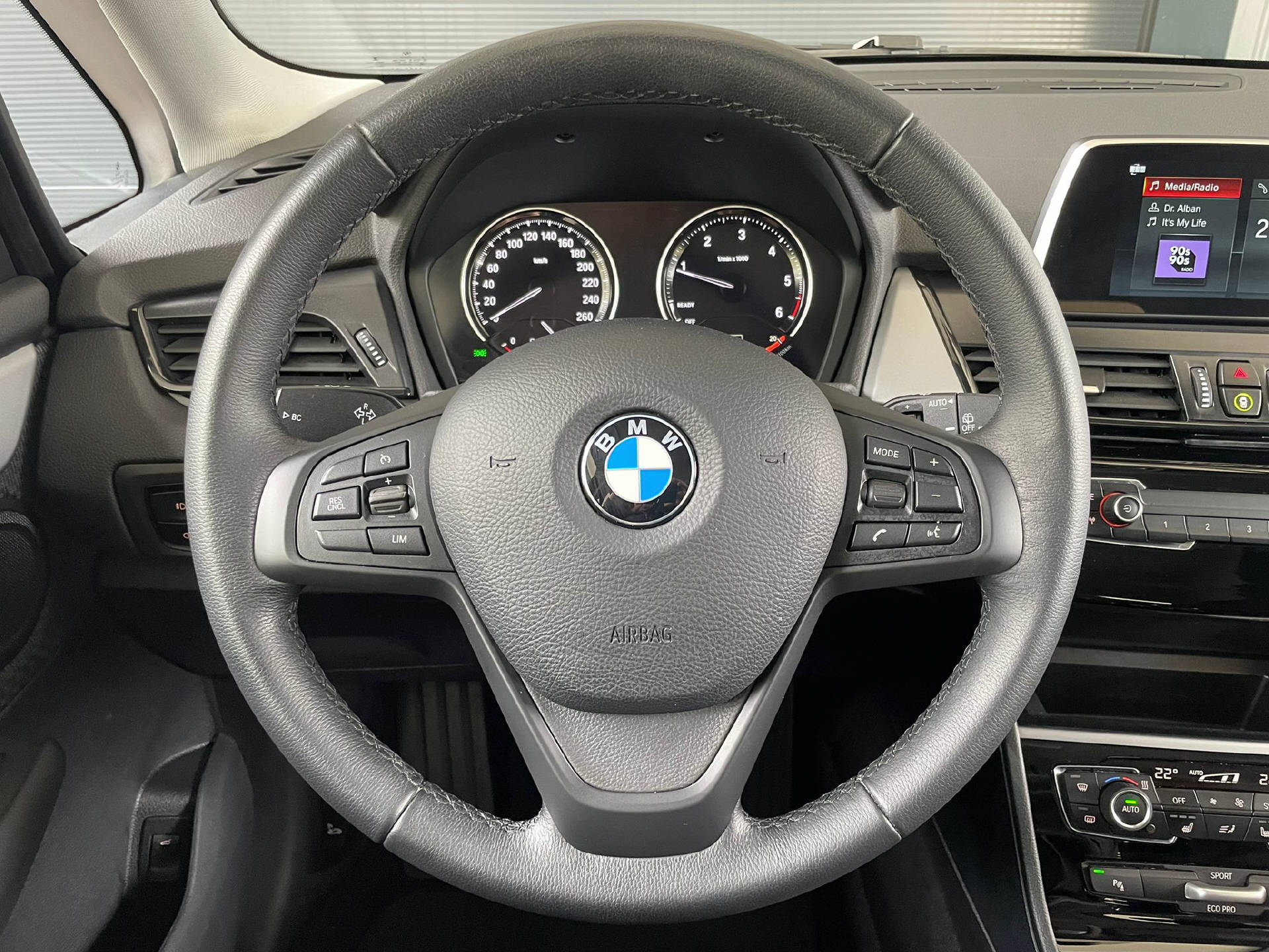 BMW 218d xDrive Active Tourer-7