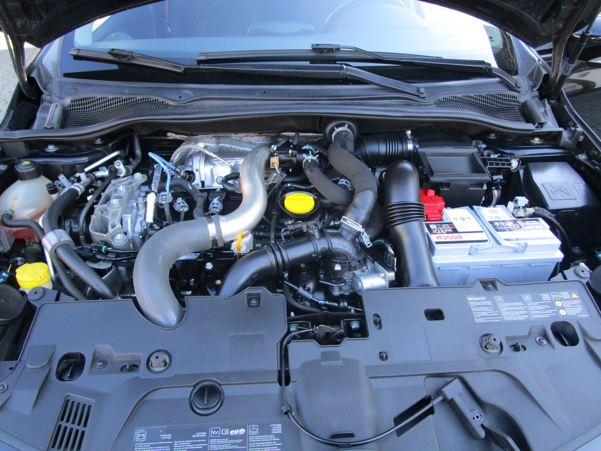 RENAULT Clio 1.6 T RS 220 Trophy EDC - 11