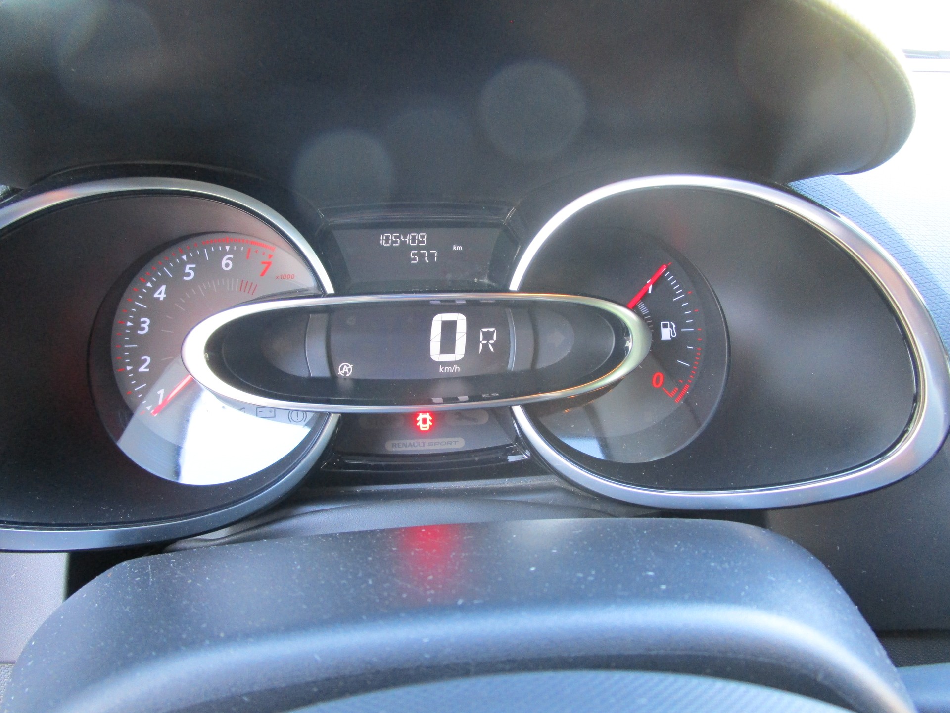 RENAULT Clio 1.6 T RS 220 Trophy EDC - 15