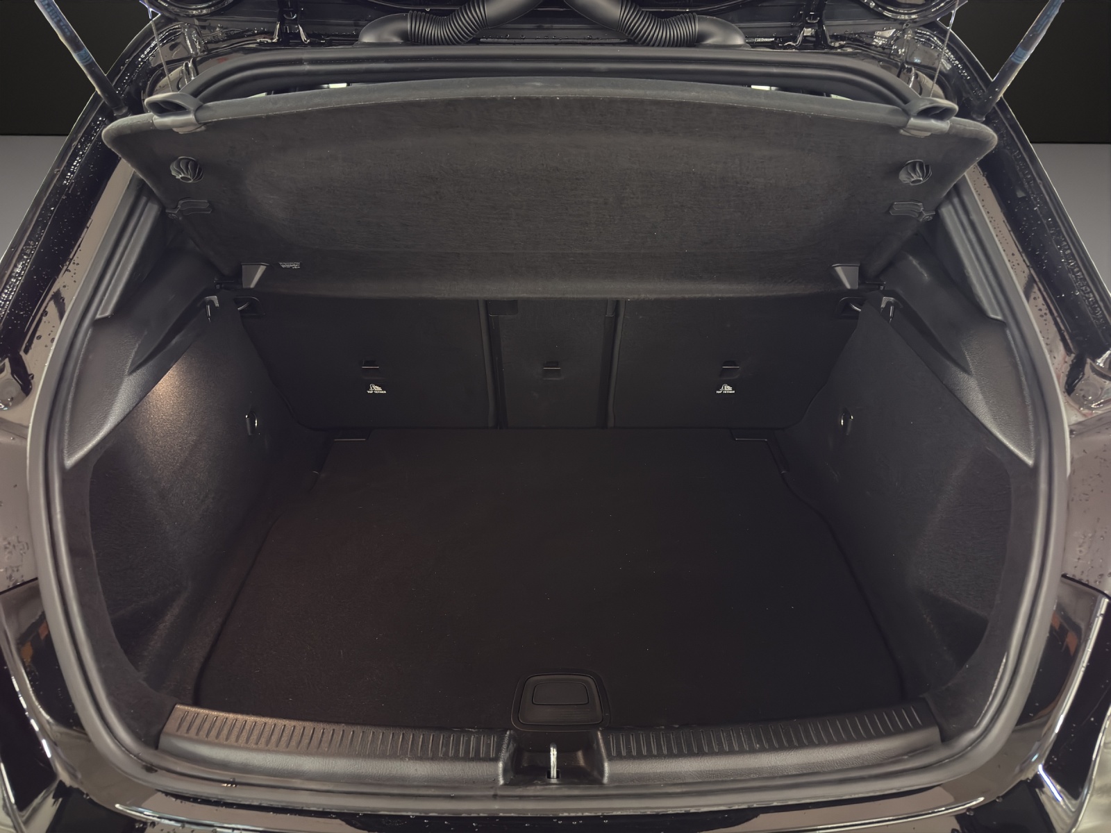 MERCEDES-BENZ A 200 AMG Line 7G-DCT - 16
