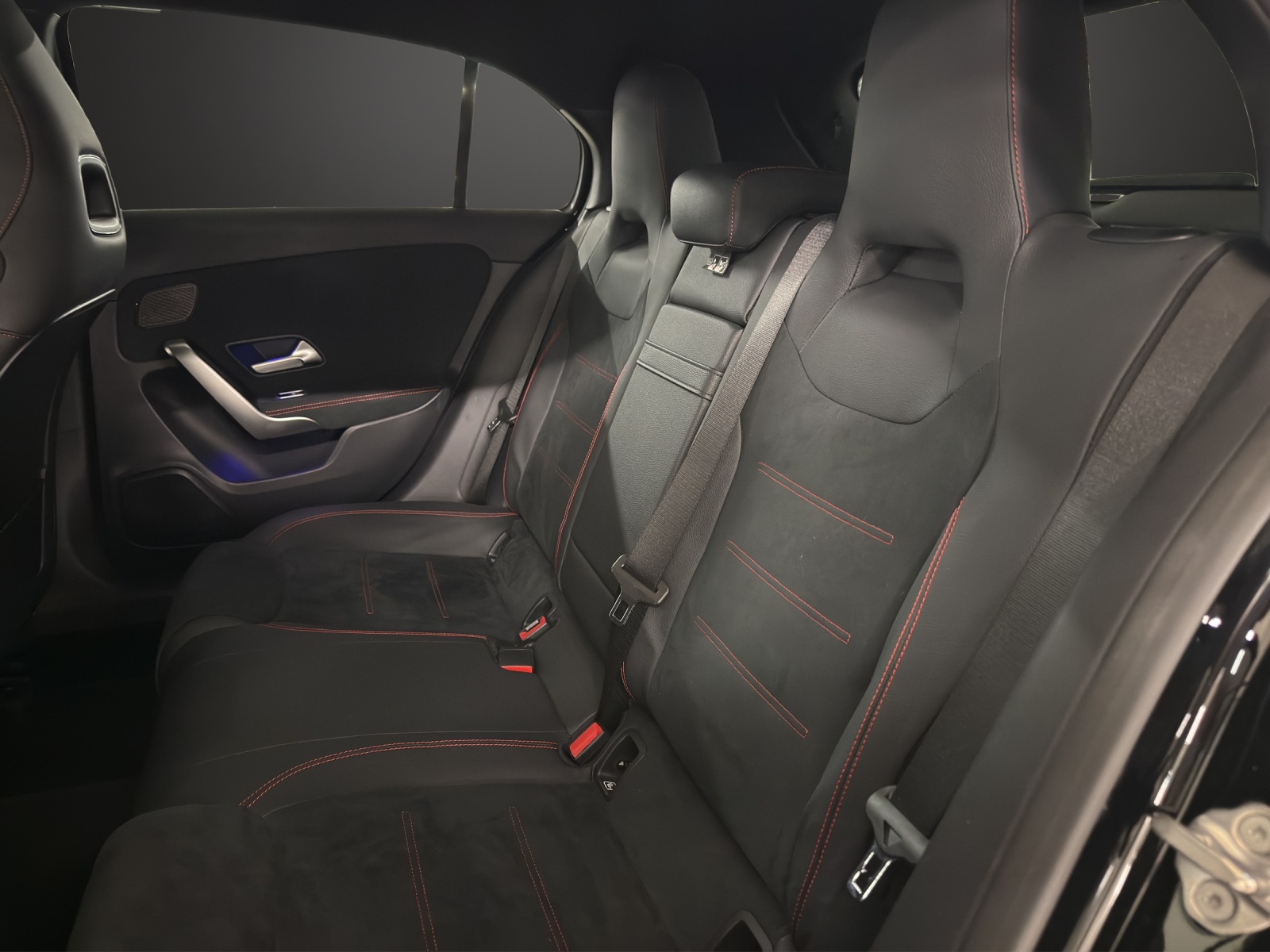 MERCEDES-BENZ A 200 AMG Line 7G-DCT - 15