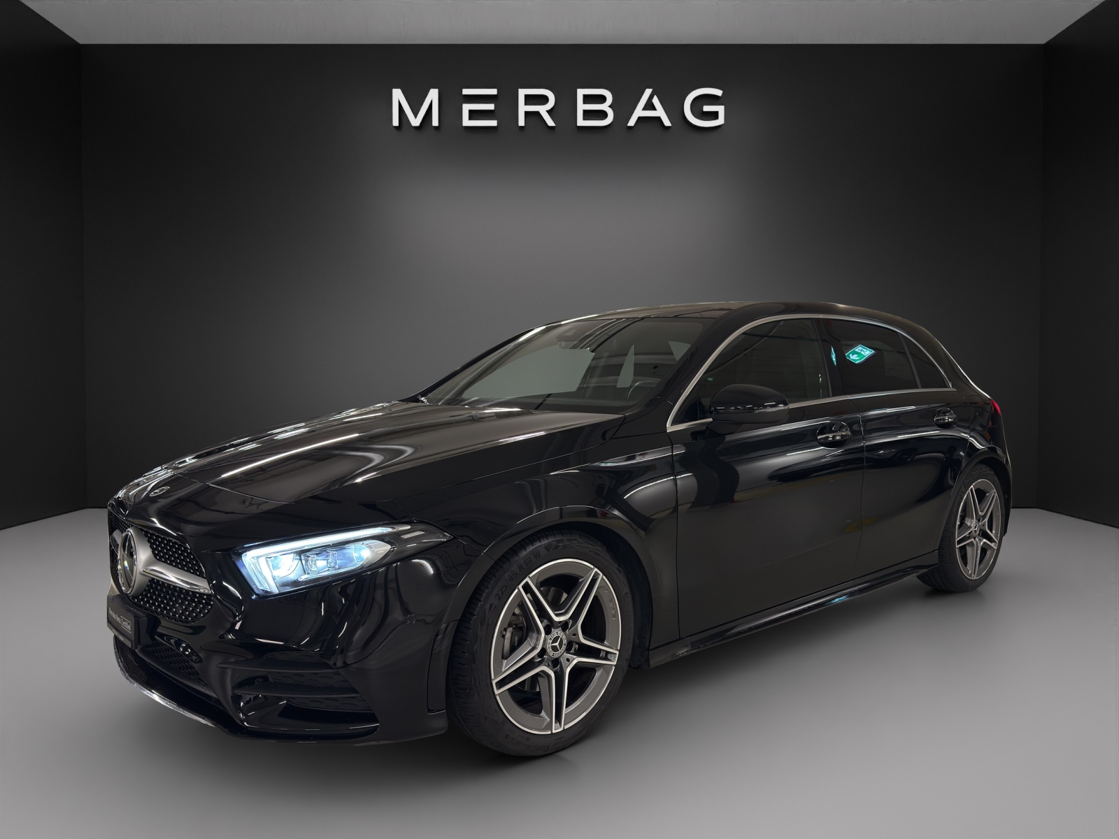MERCEDES-BENZ A 200 AMG Line 7G-DCT - 3