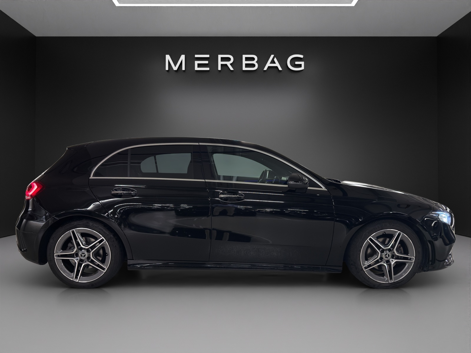 MERCEDES-BENZ A 200 AMG Line 7G-DCT - 4