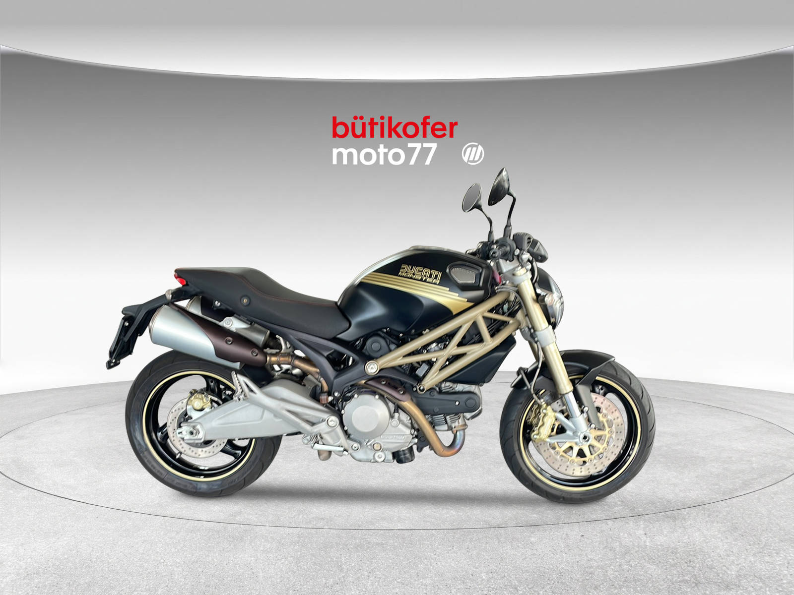 DUCATI 696 Monster ABS - 2