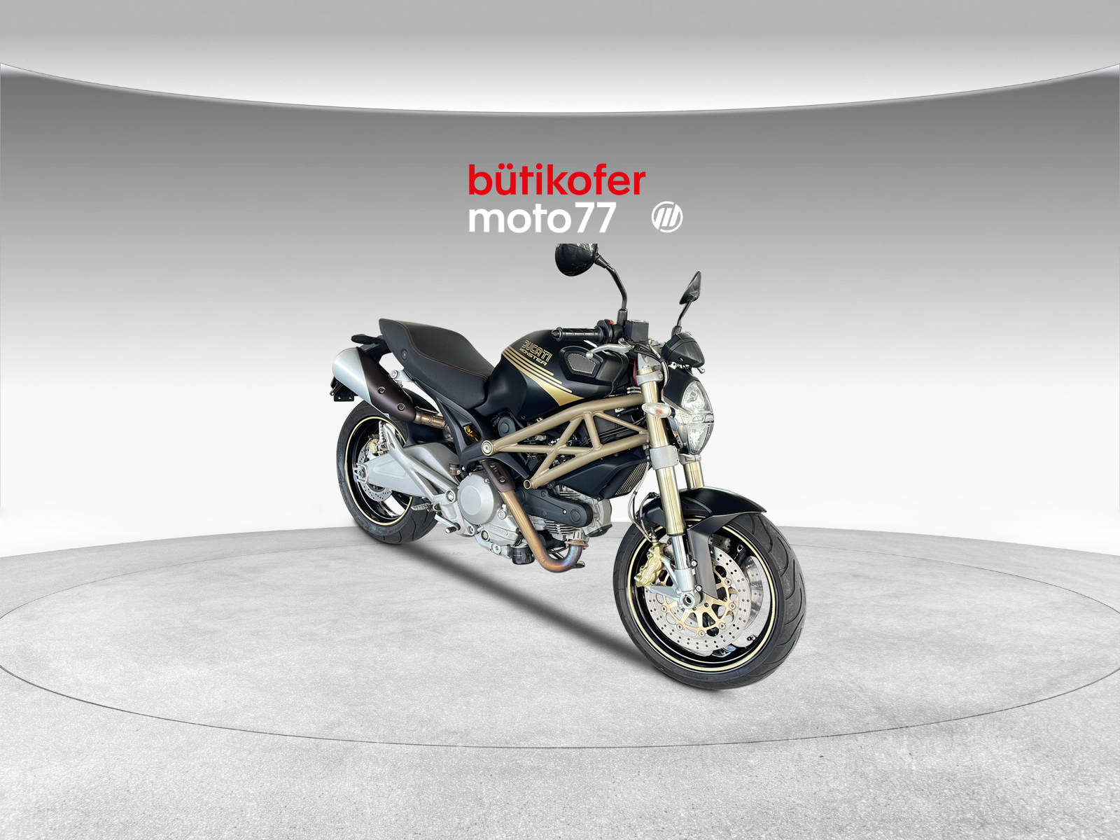 DUCATI 696 Monster ABS