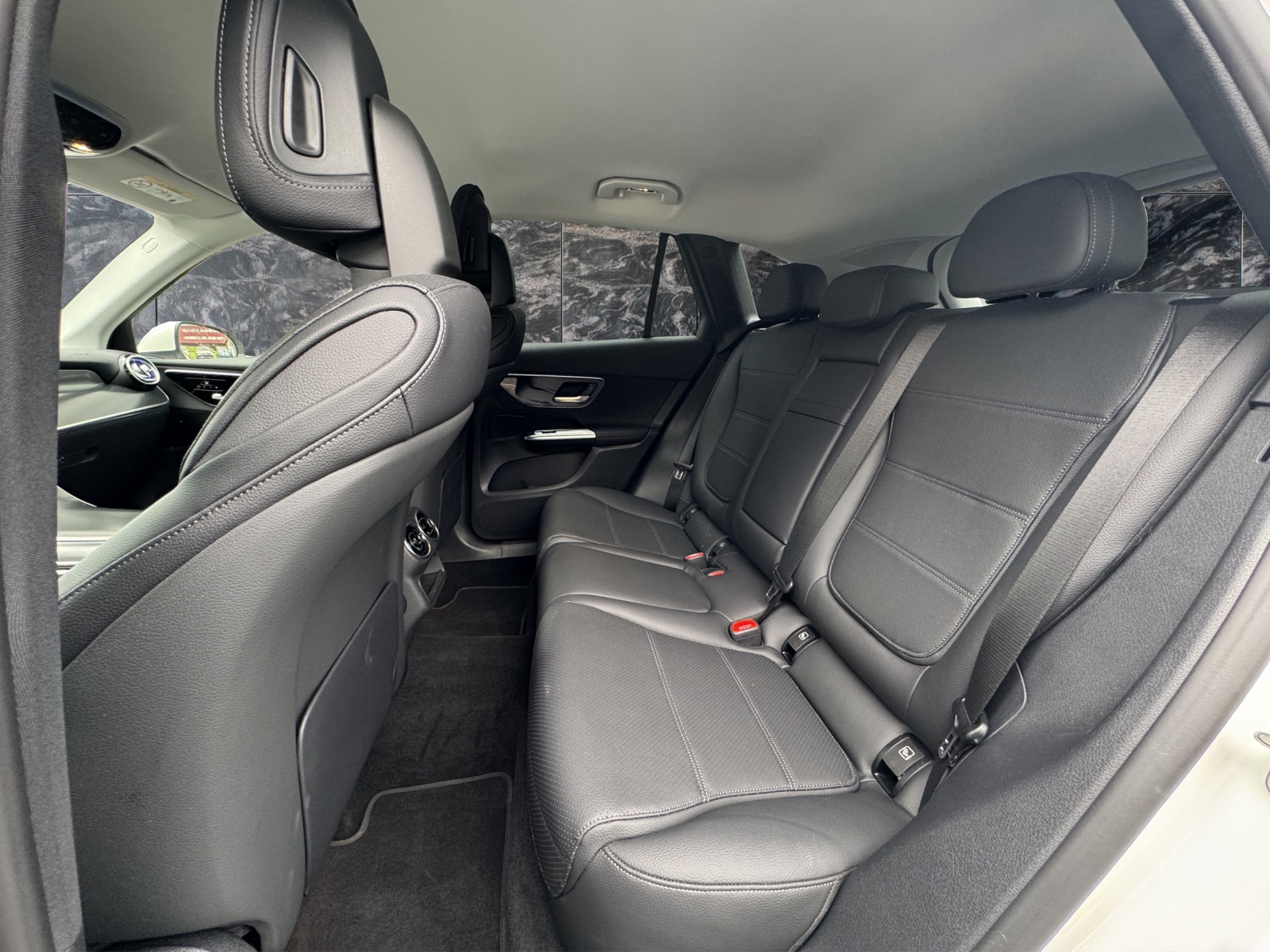 MERCEDES-BENZ GLC 220 d 4Matic 9G-Tronic - 16